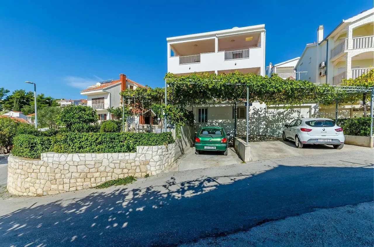Apartments Jurko Trogir 0*,  Croatia