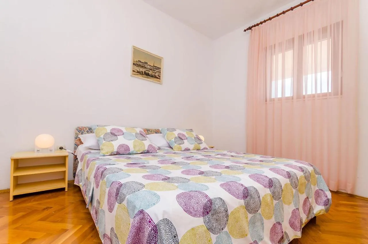 Apartments Jurko Trogir 0*,